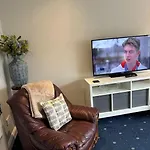 No 12 Bridge Street - Town Centre Apartment *