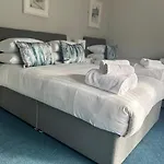 No 12 Bridge Street - Town Centre Apartment *