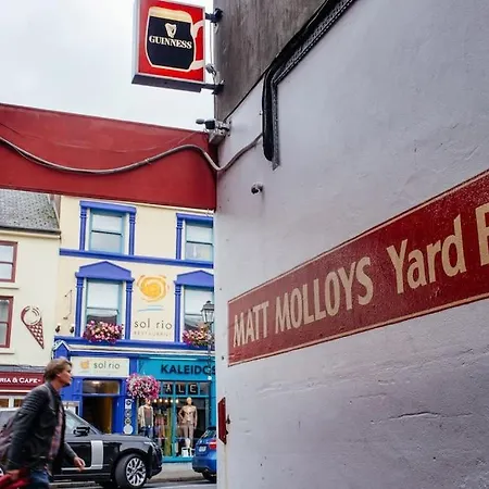 No12 Bridge Street *