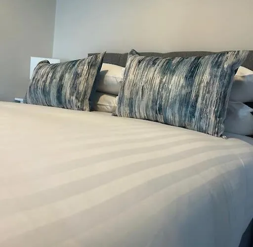 アパート No12 Bridge Street *