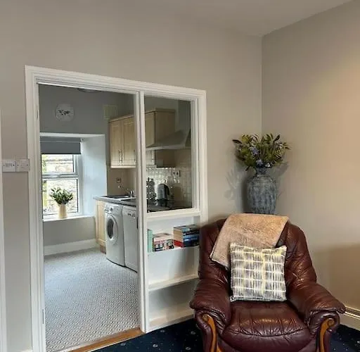 No 12 Bridge Street - Town Centre Apartment *