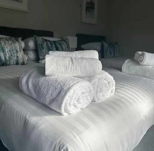 No 12 Bridge Street - Town Centre Apartment ווסטפורט